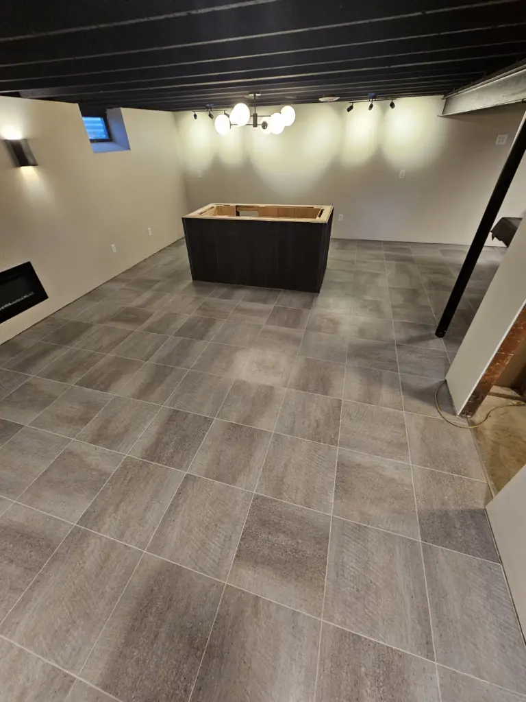 vinyl flooring milwaukee | residential luxury vinyl tile