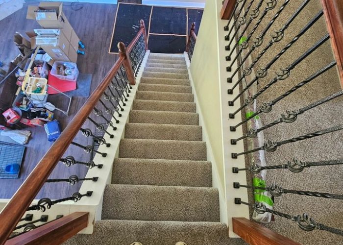 milwaukee-flooring-carpet-stairs-looking-down