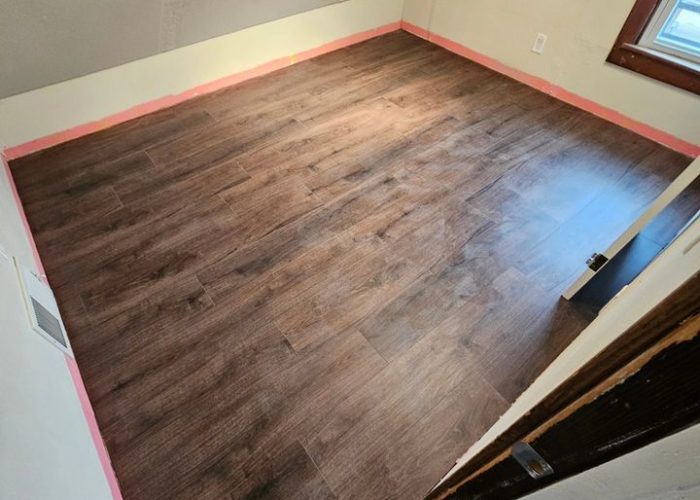 milwaukee-flooring-laminate-floor-room