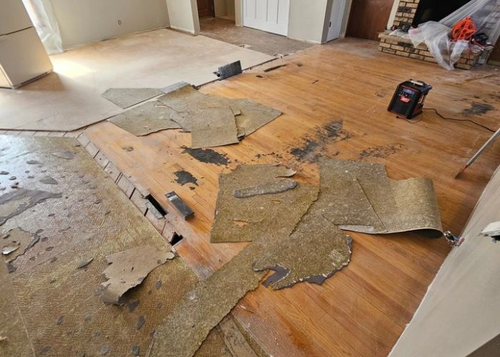 milwaukee-flooring-laminate-floors-removal-old-floor