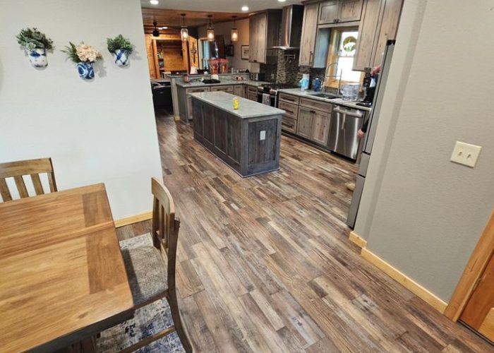 milwaukee-flooring-lvp-completed-kitchen